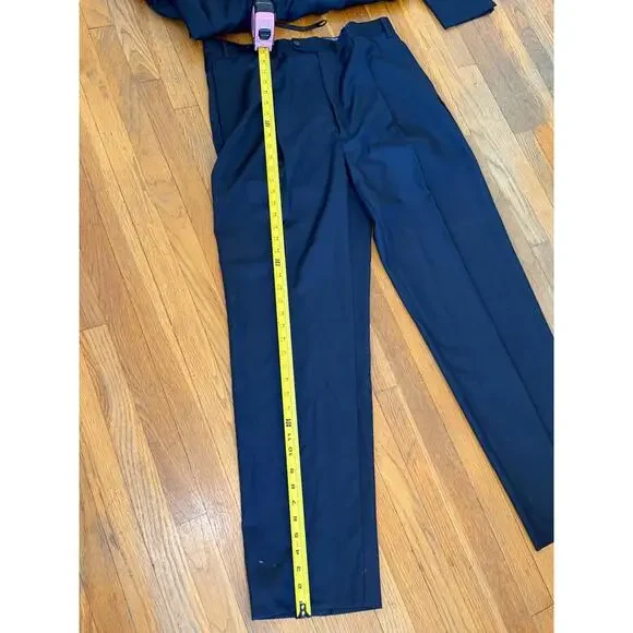 Calvin Klein 100% Wool Two-Piece Suit Set – Blazer 44L / Trousers 38L – Navy